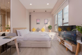 S Lux Apartment Rivergate